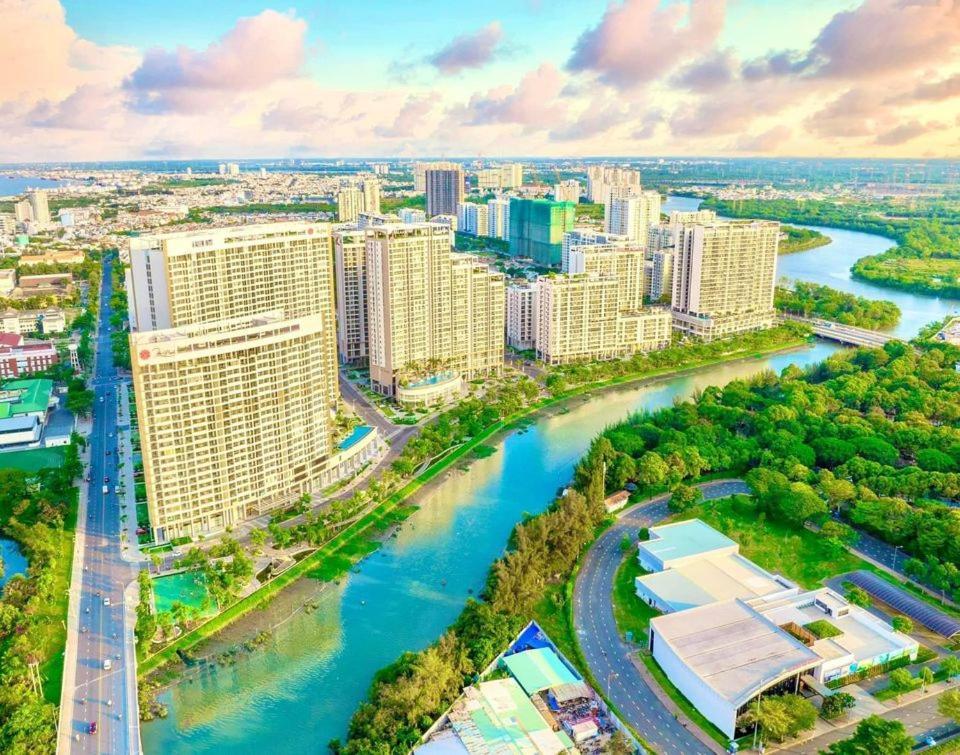 The Peak Midtown Twobedroom With Balcony Ho Či Minovo Město Exteriér fotografie