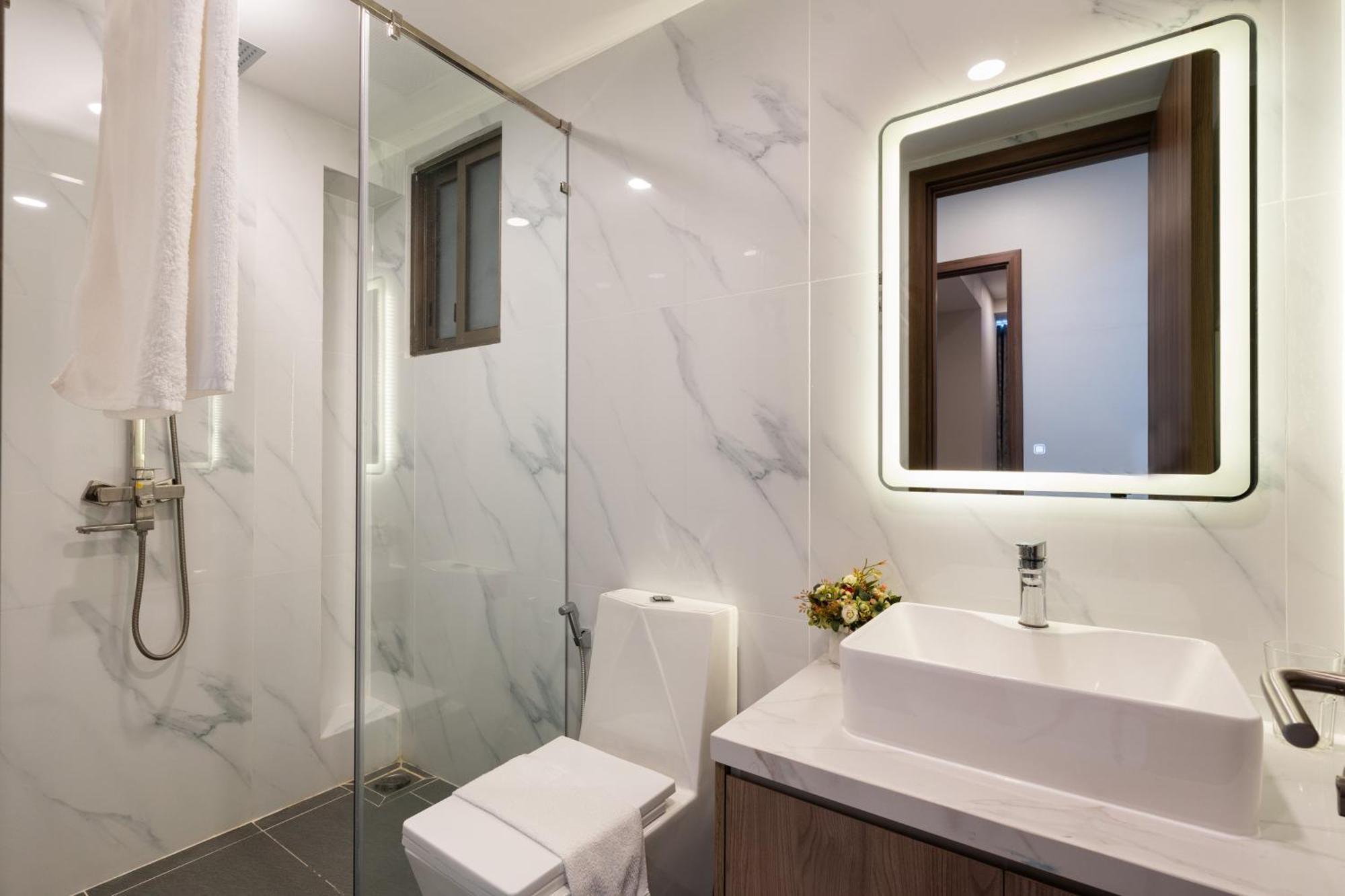 The Peak Midtown Twobedroom With Balcony Ho Či Minovo Město Exteriér fotografie