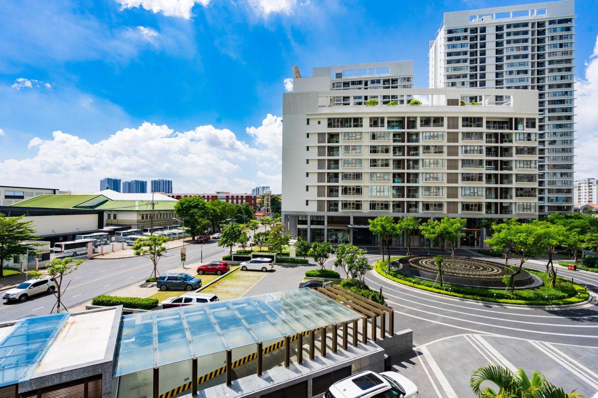 The Peak Midtown Twobedroom With Balcony Ho Či Minovo Město Exteriér fotografie